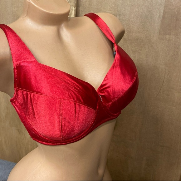 VTG Fredericks of Hollywood red satin bra size 36DD liquid satin second skin - Picture 5 of 14